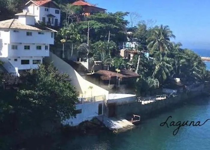Laguna Hostel