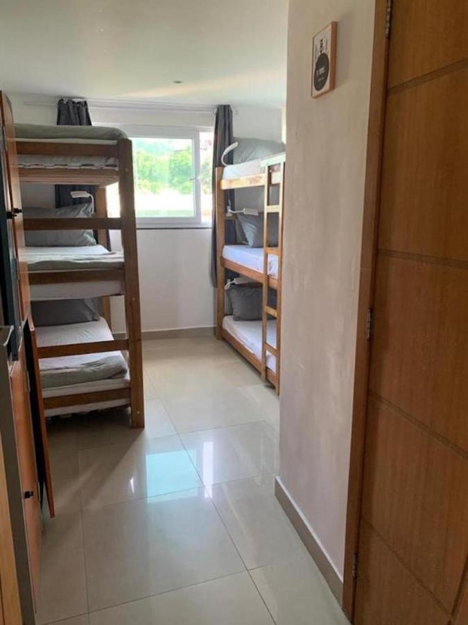 Laguna Hostal *